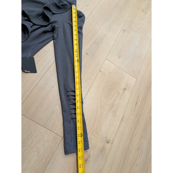 KARMA San Suu Ruffle Small Zip Jacket Dark Gray Workout SWEATSHIRT NEW NWT - Picture 7 of 11